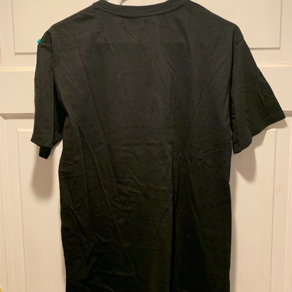 ARUBA~ NWT!!~ "One Happy Island" t-shirt - Picture 5 of 7